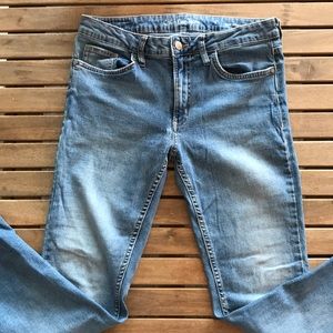 ✨Calvin Klein Jeans W/ Pink Popsicle Patch